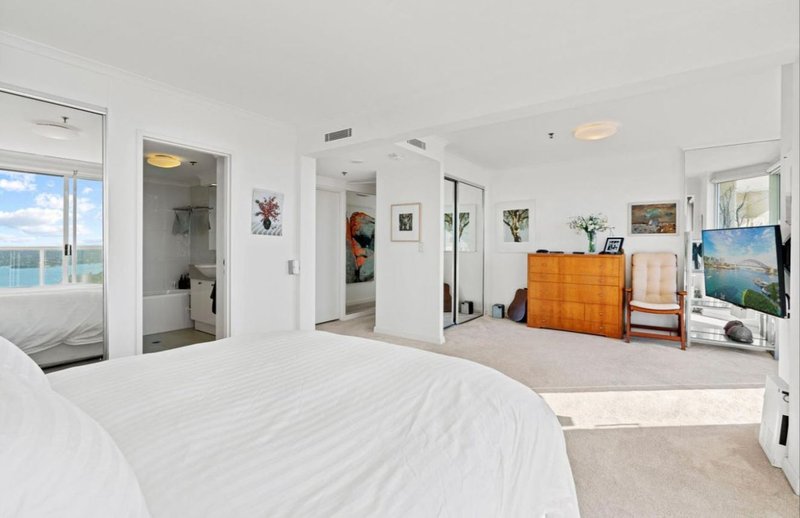 Photo - 3305/1 Kings Cross Road, Darlinghurst NSW 2010 - Image 6