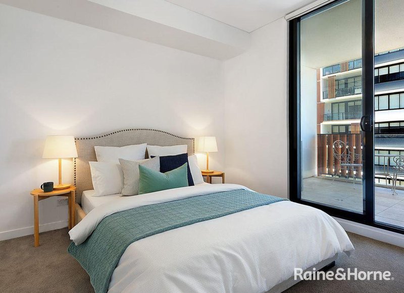 Photo - 3306/50 Pemberton Street, Botany NSW 2019 - Image 3