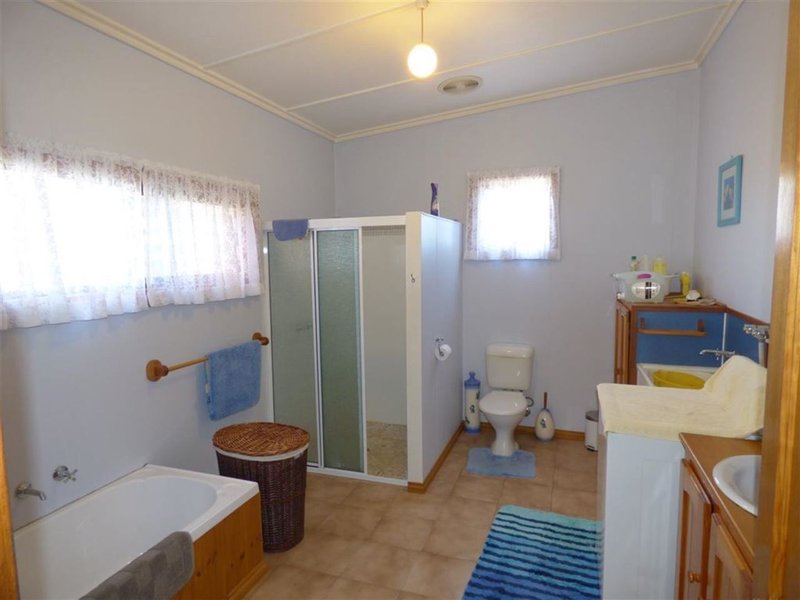 Photo - 3308 Henty Highway, Wonwondah VIC 3401 - Image 19