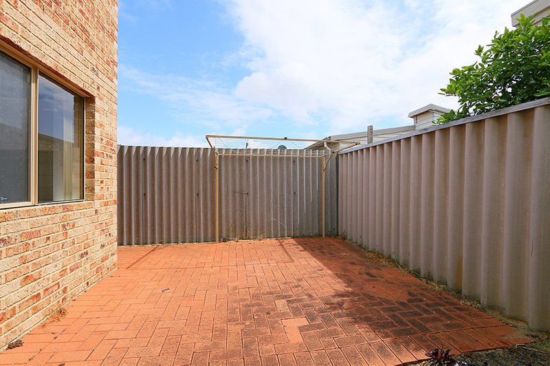 Photo - 3/309 Grand Promenade, Dianella WA 6059 - Image 21