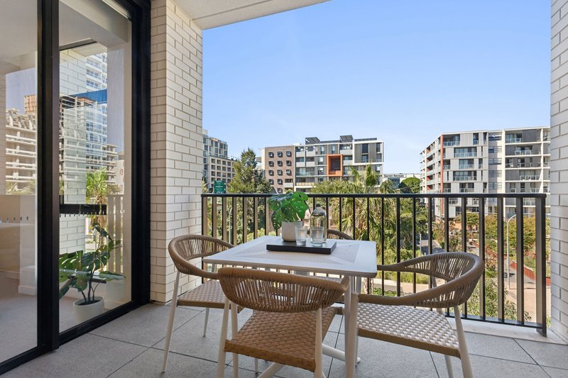 Photo - 3309/5 Gadigal Avenue, Waterloo NSW 2017 - Image 8
