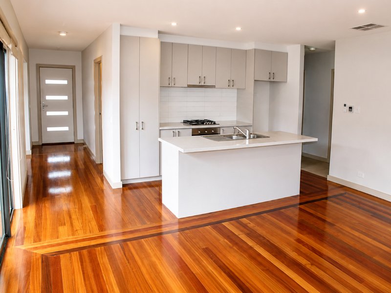 Photo - 3/31-33 Canberra Street, Patterson Lakes VIC 3197 - Image 3