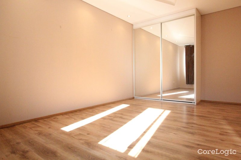 Photo - 3/31-33 Nagle Street, Liverpool NSW 2170 - Image 4