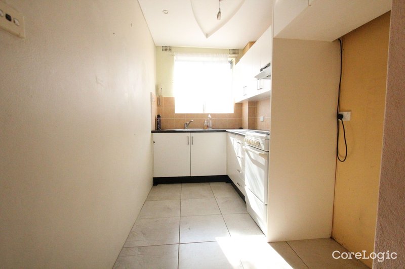 Photo - 3/31-33 Nagle Street, Liverpool NSW 2170 - Image 5