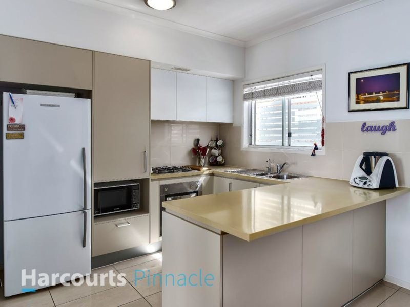 Photo - 3/31 Burrai Street, Morningside QLD 4170 - Image 6