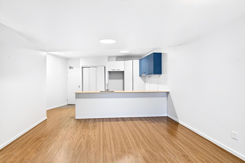 Photo - 3/31 Grasspan Street, Zillmere QLD 4034 - Image 3