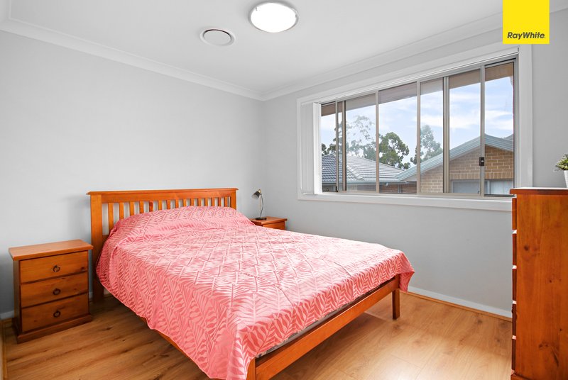 Photo - 3/31 Hillcrest Road, Quakers Hill NSW 2763 - Image 5