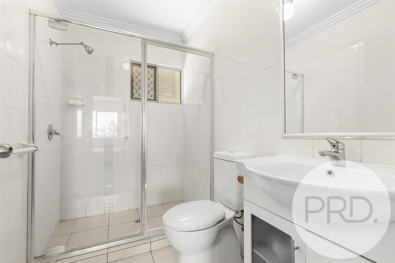 Photo - 3/31 Kinmond Avenue, Wavell Heights QLD 4012 - Image 8