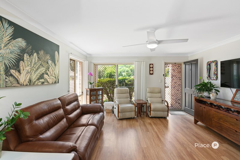 Photo - 3/31 Merinda Street, Greenslopes QLD 4120 - Image 2