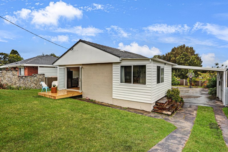 331 Northcliffe Drive, Berkeley NSW 2506