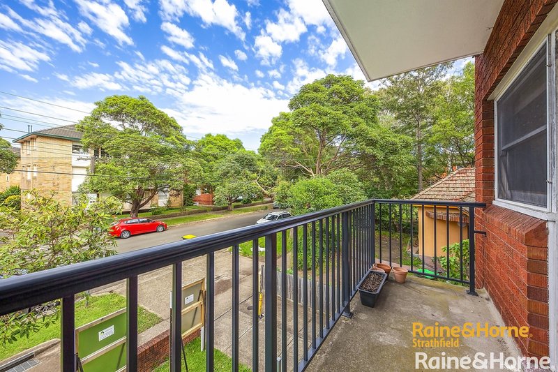 Photo - 3/31 Russell Street, Strathfield NSW 2135 - Image 3