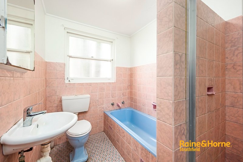 Photo - 3/31 Russell Street, Strathfield NSW 2135 - Image 7