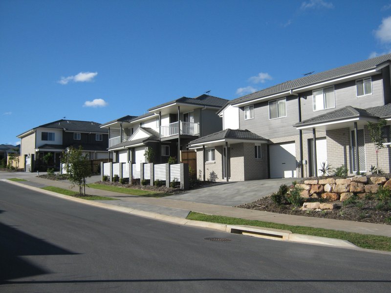 Photo - 33/1 Santa Ana Lane, Griffin QLD 4503 - Image 1