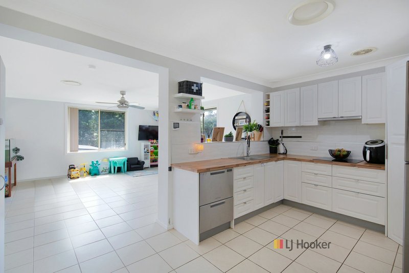 Photo - 331 Tuggerawong Road, Tuggerawong NSW 2259 - Image 5