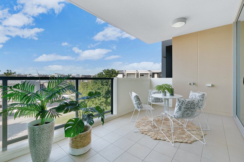 Photo - 3311/126 Parkside Circuit, Hamilton QLD 4007 - Image 5