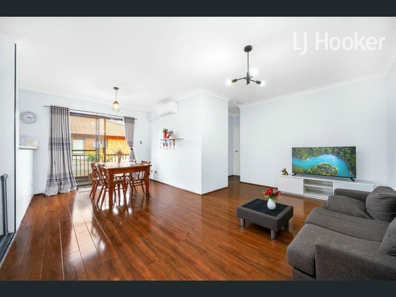 Photo - 33/12-18 Equity Place, Canley Vale NSW 2166 - Image 5