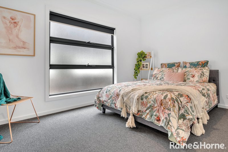 Photo - 33/14 Outlook Way, Sunbury VIC 3429 - Image 10