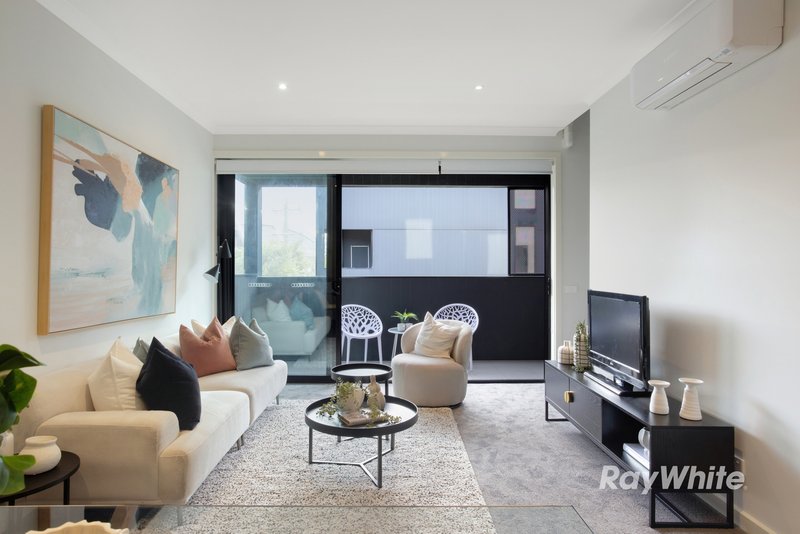Photo - 33/163 Carinish Road, Clayton VIC 3168 - Image 2
