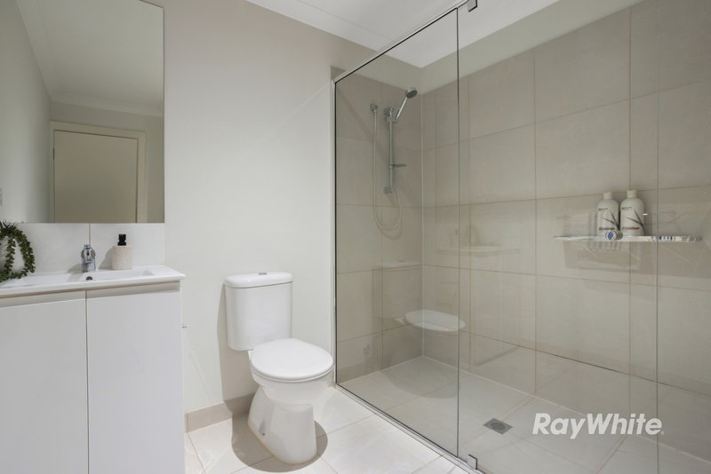Photo - 33/163 Carinish Road, Clayton VIC 3168 - Image 5