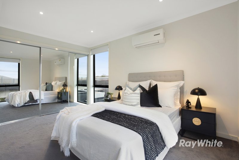 Photo - 33/163 Carinish Road, Clayton VIC 3168 - Image 6