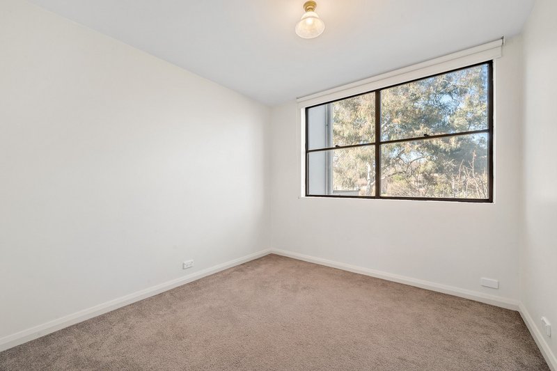 Photo - 33/17 Eldridge Crescent, Garran ACT 2605 - Image 6