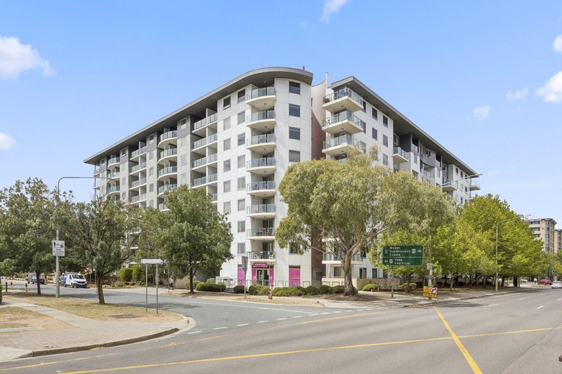 Photo - 33/18 Moore Street, Turner ACT 2612 - Image 4
