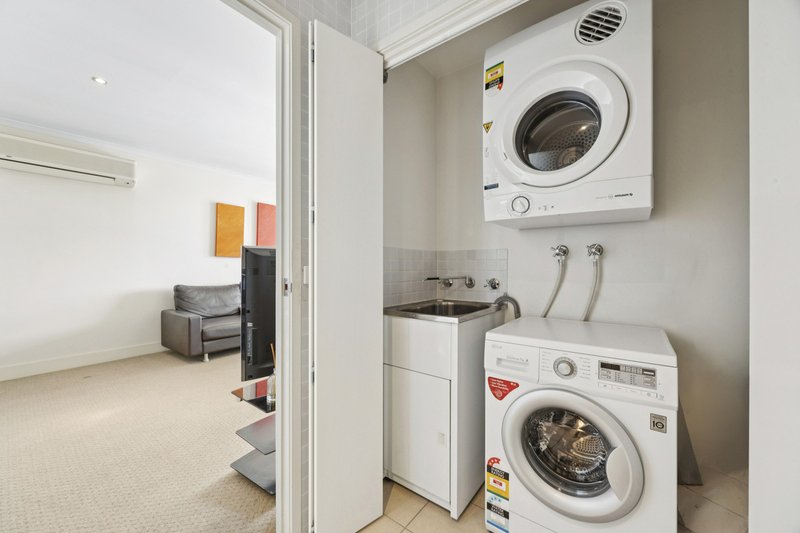 Photo - 33/18 Moore Street, Turner ACT 2612 - Image 12