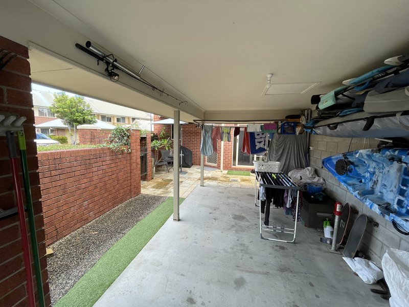 Photo - 33/18 Tallebudgera Creek Road, Burleigh Heads QLD 4220 - Image 14