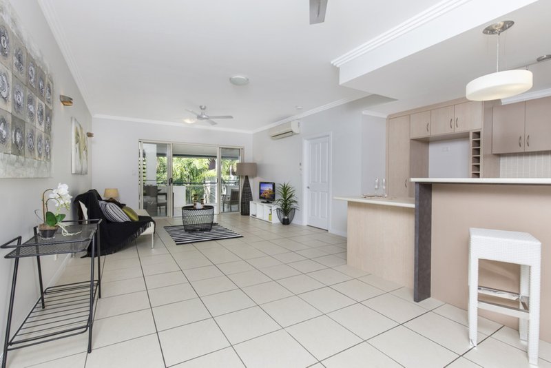 Photo - 33/1804 Captain Cook Highway, Clifton Beach QLD 4879 - Image 2