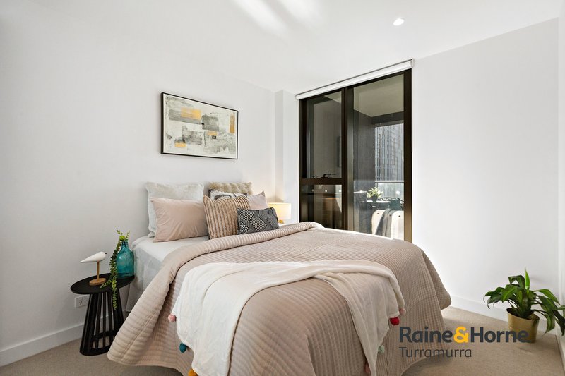 Photo - 3318/628 Flinders Street, Docklands VIC 3008 - Image 7