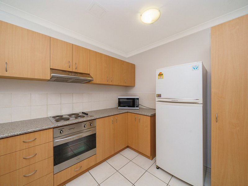 Photo - 33/190 Hay Street, East Perth WA 6004 - Image 3