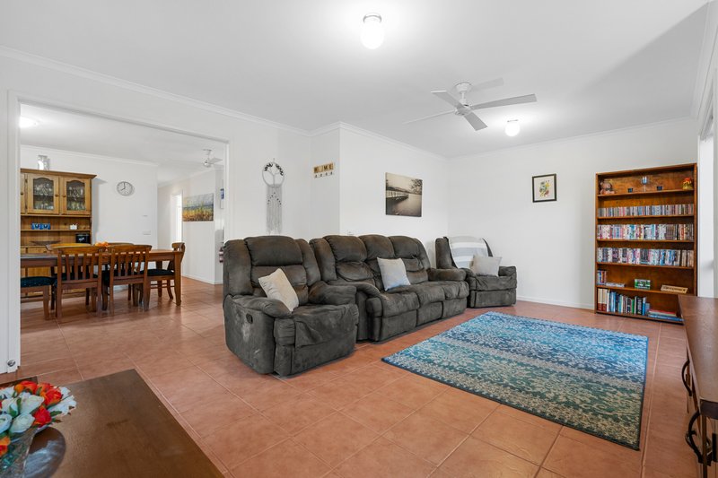 Photo - 331A Findon Road, Epping VIC 3076 - Image 3