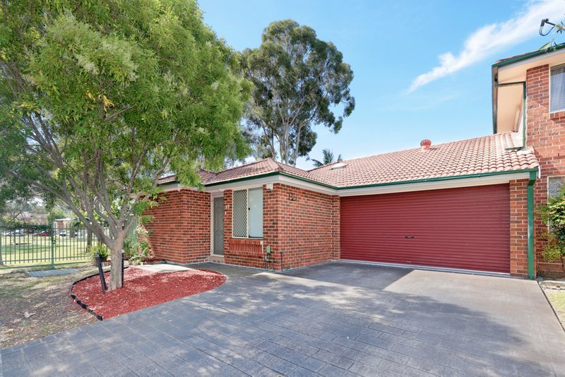 Photo - 33/1B Derby Street, Kingswood NSW 2747 - Image 2