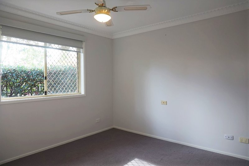 Photo - 33/1B Derby Street, Kingswood NSW 2747 - Image 6