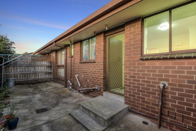 Photo - 3/32 Banff Street, Reservoir VIC 3073 - Image 7