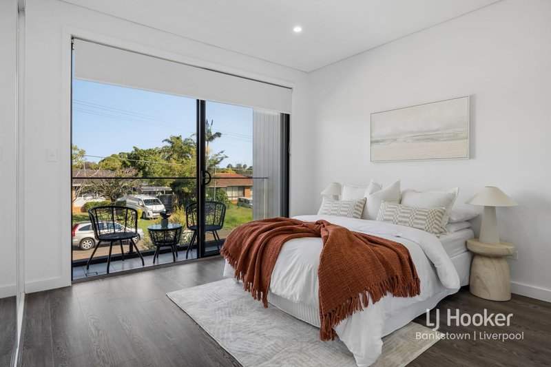 Photo - 3/32 Lucas Avenue, Moorebank NSW 2170 - Image 11
