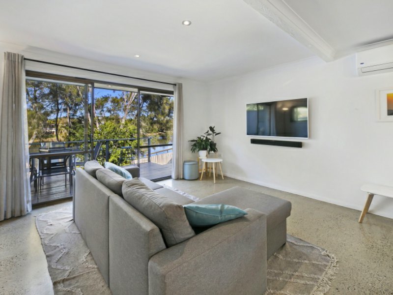 Photo - 3/32 Sunbird Street, Burleigh Waters QLD 4220 - Image 9