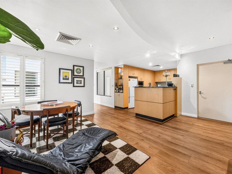 Photo - 3/32 Trafalgar Road, East Perth WA 6004 - Image 7