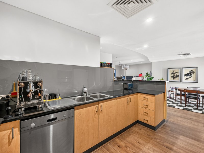 Photo - 3/32 Trafalgar Road, East Perth WA 6004 - Image 12