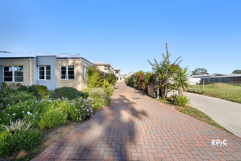 Photo - 3/320 Acton Avenue, Kewdale WA 6105 - Image 2