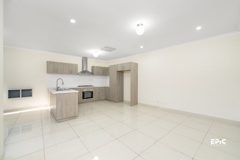 Photo - 3/320 Acton Avenue, Kewdale WA 6105 - Image 9