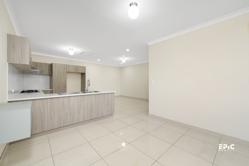 Photo - 3/320 Acton Avenue, Kewdale WA 6105 - Image 11