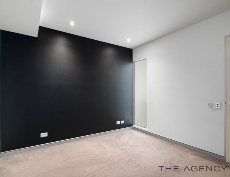 Photo - 33/22 St Georges Terrace, Perth WA 6000 - Image 12