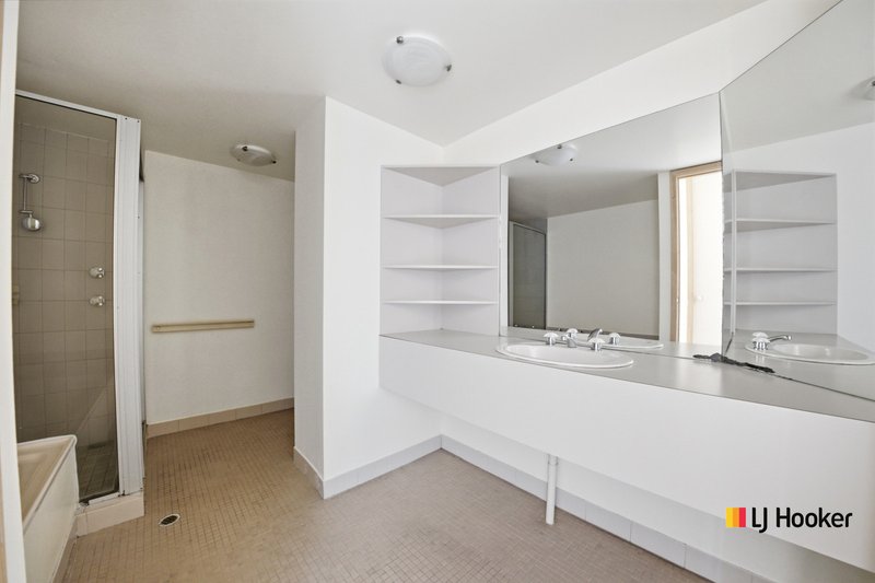 Photo - 33/26 Macquarie Street, Barton ACT 2600 - Image 8