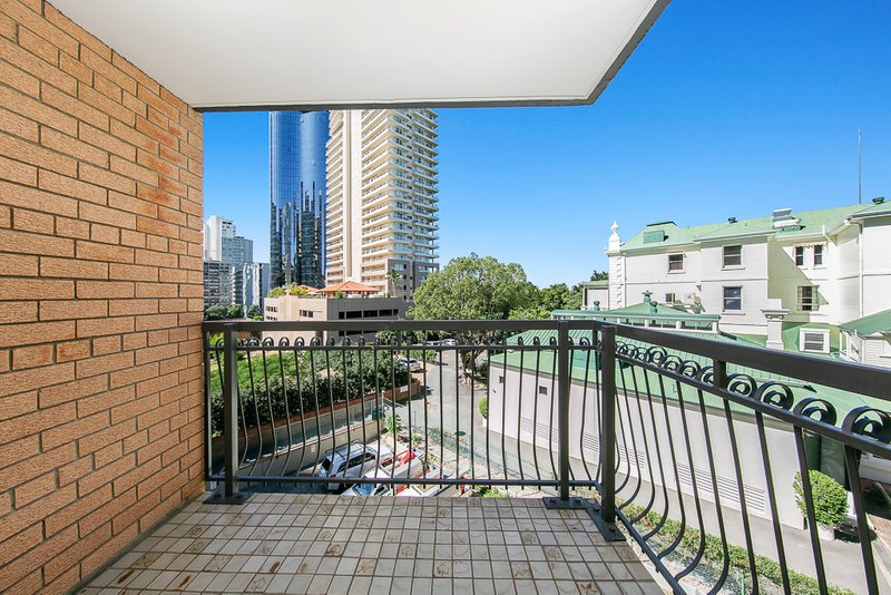 Photo - 33/29 George Street, Brisbane City QLD 4000 - Image 12