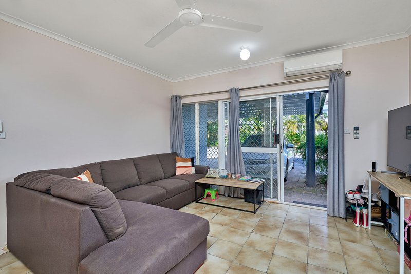 Photo - 3/33-35 Fairweather Street, Yorkeys Knob QLD 4878 - Image 4