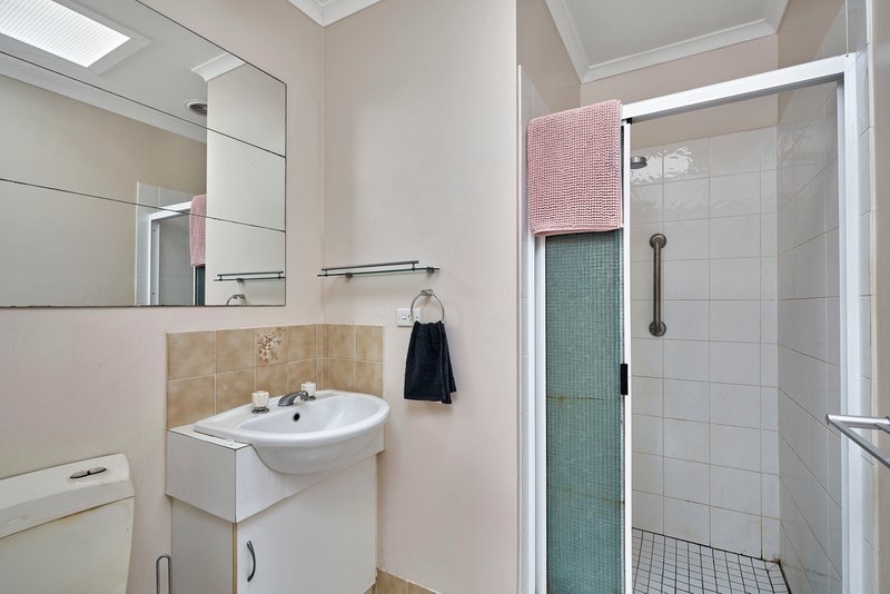 Photo - 3/33-35 Fairweather Street, Yorkeys Knob QLD 4878 - Image 8