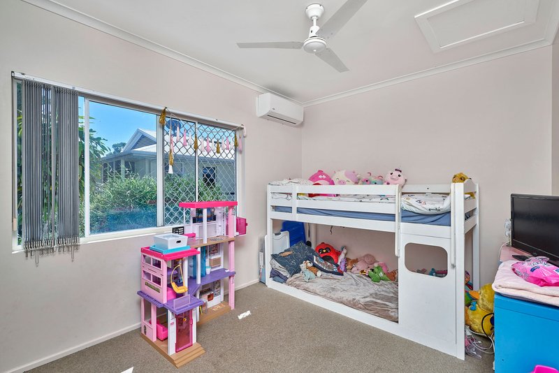 Photo - 3/33-35 Fairweather Street, Yorkeys Knob QLD 4878 - Image 9