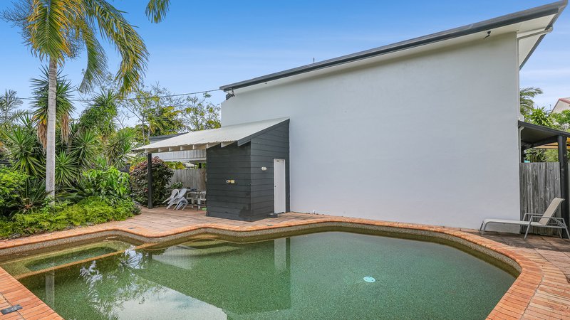 Photo - 3/33-35 Fairweather Street, Yorkeys Knob QLD 4878 - Image 11