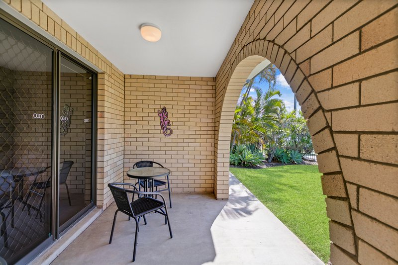 Photo - 3/33-35 Goonawarra Drive, Mooloolaba QLD 4557 - Image 9